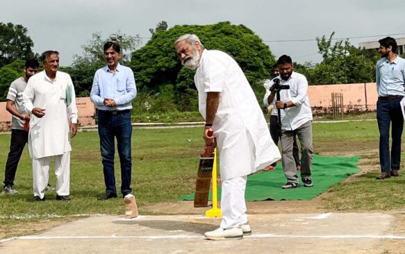 Vinod Sharma inaugurated cricket tournament in Raipur Rani, played cricket himself- Vinod Sharma inaugurated cricket tournament in Raipur Rani, played cricket himself- India News Haryana