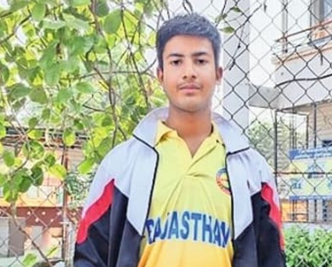 Naitik's state level cricket team selection | Jhunjhunu's Naitik selected in state level cricket team: Will show talent in Under 19 cricket competition - Jhunjhunu News