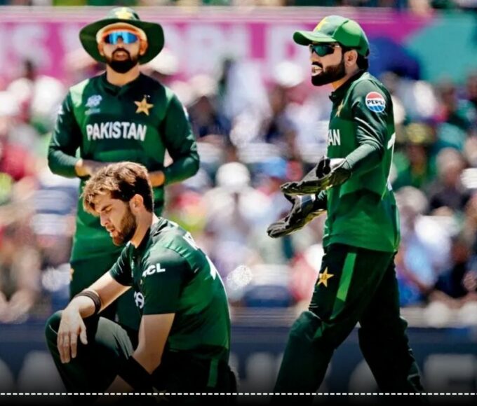 Pakistan Cricket Controversy: Stir again in Pakistan cricket, PCB selector suddenly resigned. pakistan cricket hindi news mohammad-yousuf-resigns-as-pcb-selector-due-to-personal-reasons