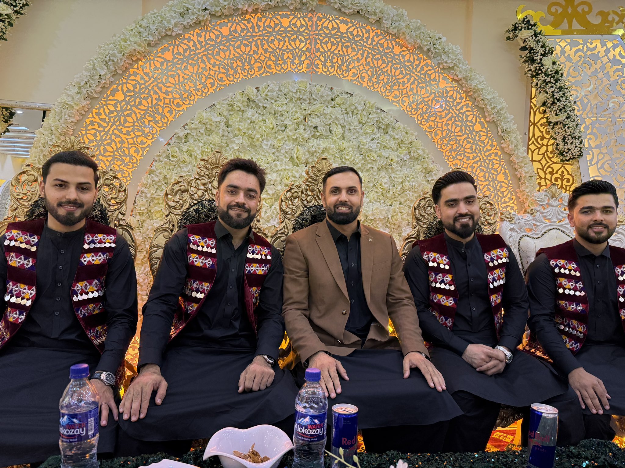 Along with Rashid Khan, his 3 brothers also accepted the marriage.