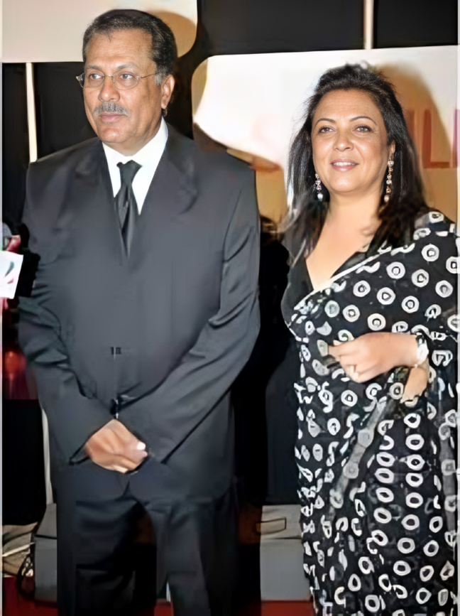 India's Rita Luthra married veteran batsman Zaheer Abbas in 1988. Later Rita Luthra changed her religion.