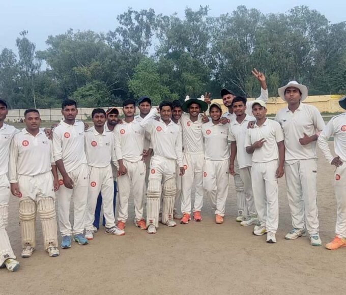 Bihar Inter District Boys went to U-19 Cricket, Siwan, Nawada and Kaimur won