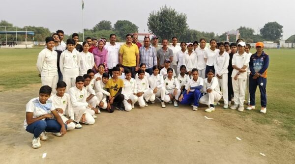 Hisar Defeated Gurugram Team On The First Day Of Women's Cricket Competition - Mahendragarh/narnaul News