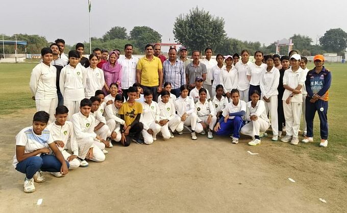 Hisar Defeated Gurugram Team On The First Day Of Women's Cricket Competition - Mahendragarh/narnaul News