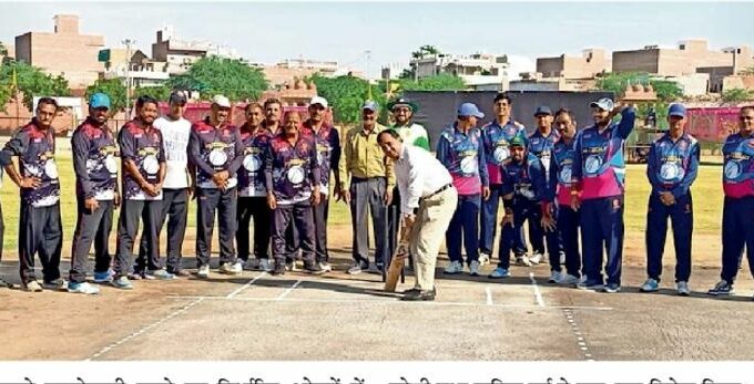 40 Plus Cricket League begins, Sanjay Harsh Foundation wins, Joshi's all-round performance. 40 Plus Cricket League begins, Sanjay Harsh Foundation wins, Joshi's all-round performance - Bikaner News