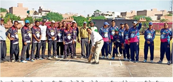 40 Plus Cricket League begins, Sanjay Harsh Foundation wins, Joshi's all-round performance. 40 Plus Cricket League begins, Sanjay Harsh Foundation wins, Joshi's all-round performance - Bikaner News