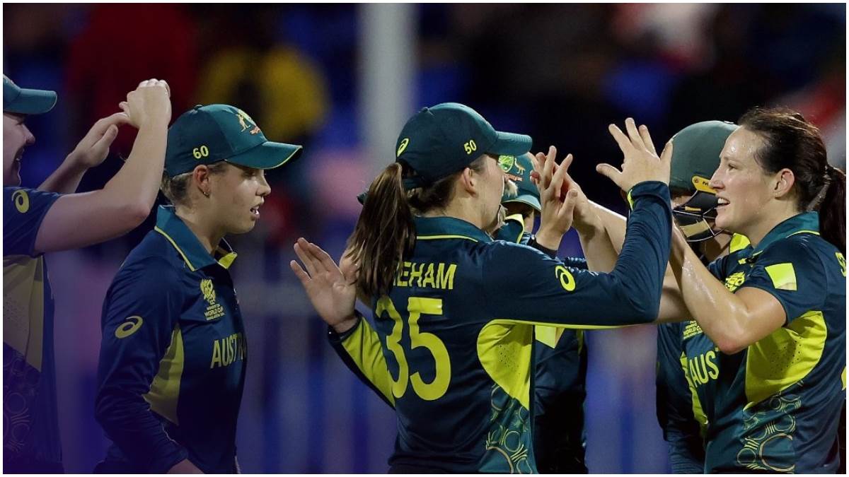 AUS W vs NZ W: After Beth Mooney's innings, bowlers wreaked havoc, Australia moved towards semi-finals.