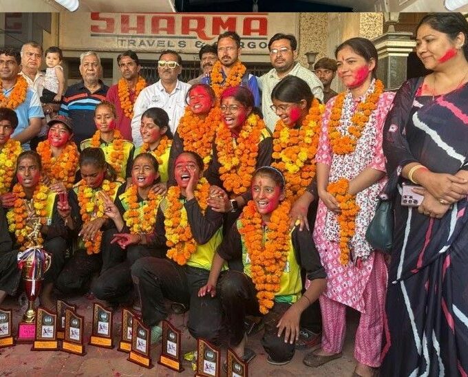 Bikaner's girls cricket team won the state championship. Bikaner's girls cricket team won the state championship: won the title by defeating Hanumangarh, Bikaner's Kanchan scored a half century - Bikaner News