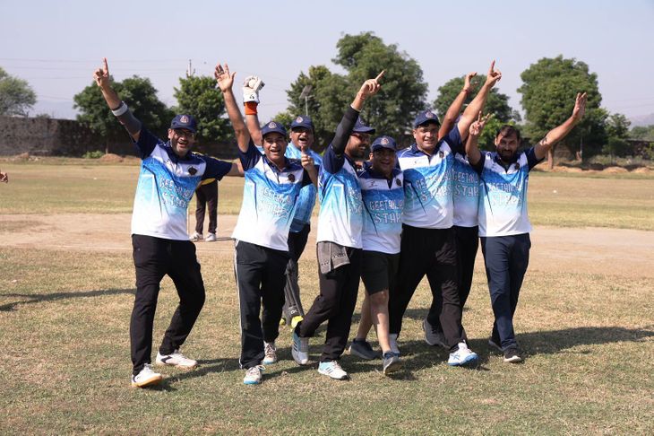 Doctors Cricket final on 13th between Geetanjali and Harish Hurricanes | Doctors Cricket final on 13th between Gitanjali and Harish Hurricanes - Alwar News