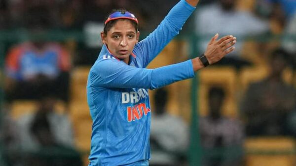 IND vs NZ Harmanpreet Kaur will play on number three team india playing 11 womens t20 world cup 2024 INDW vs NZW: टीम इंडिया की प्लेइंग इलेवन पर बड़ा अपडेट, न्यूजीलैंड के खिलाफ मैच में हरमनप्रीत को लेकर दिखेगा बदलाव