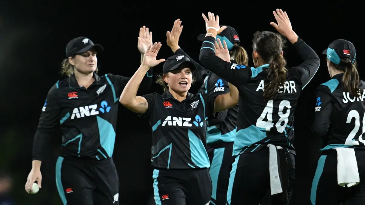 India Women vs New Zealand Women, 4th Match Live Score Update: Amelia Kerr gave eighth success to New Zealand team, made Pooja Vastrakar her victim