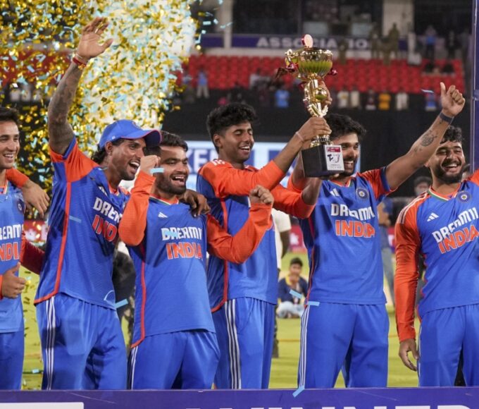 India left all the teams of the world behind in T20 cricket, got the number-1 crown with a historic record