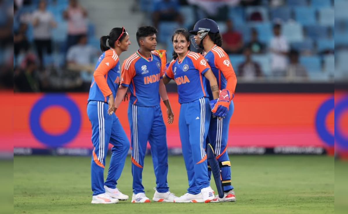 India vs Pakistan LIVE Score, ICC Women's T20 World Cup 2024: India got success in the very first over, Renuka bowled Gul Firoz