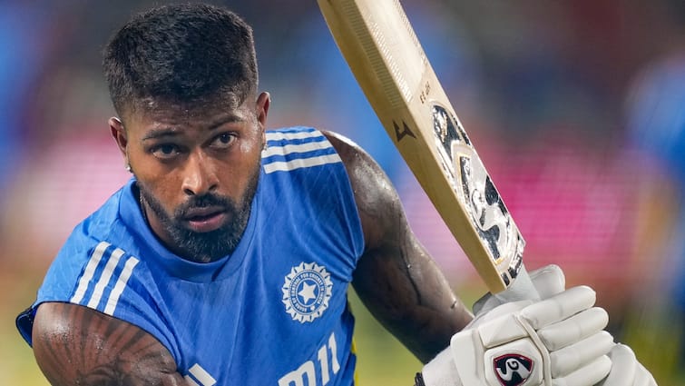 Indian cricket Team Hardik Pandya gave answer of his best YO YO Test score know details फिटनेस का मजाक उड़ाने वालों को हार्दिक पांड्या का मुंह तोड़ जवाब, यो-यो टेस्ट का स्कोर सुनकर चौंक जाएंगे आप