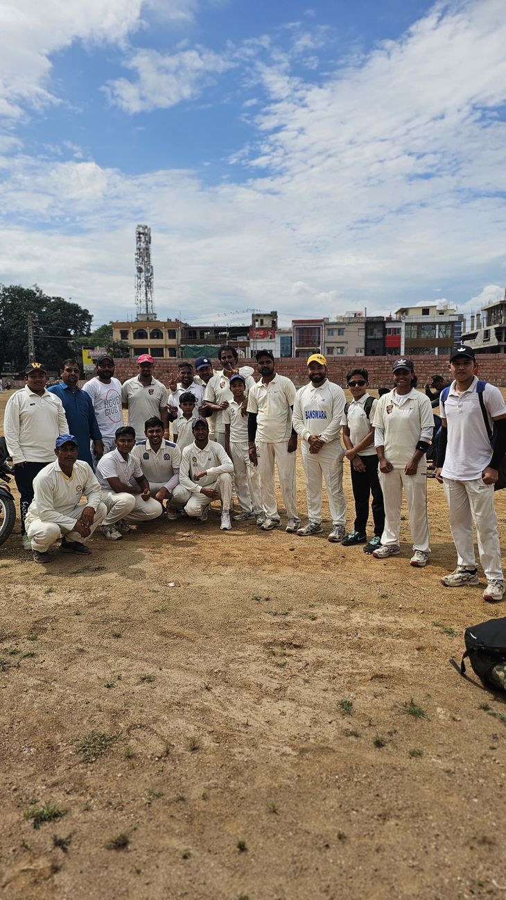 Muslim Cricket League Season One organized at Kushalbag ground, Azhar Sheikh scored a brilliant century. Muslim Cricket League Season One organized in Kushalbagh ground, Azhar Sheikh scored a brilliant century - Banswara News