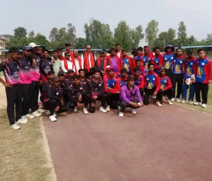 Nepali minister inaugurated Sarlahi Cricket Tournament. Nepali Minister inaugurates Sarlahi Cricket Tournament - Sitamarhi News