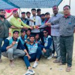 Patan Eleven won the prize of seven day cricket competition. Patan XI won the award of seven day cricket competition - Dhamtari News