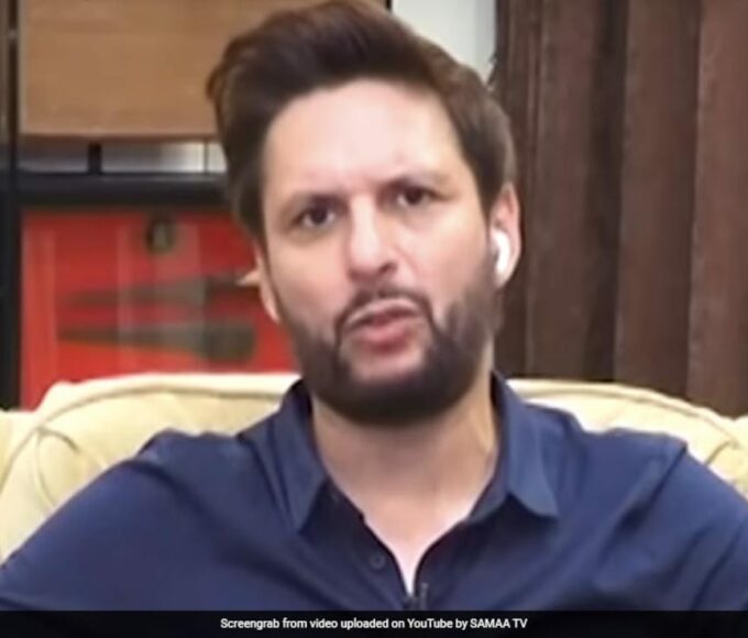 Shahid Afridi: This is how Shahid Afridi reacted when Shaheen and Babar were dropped from the Test team, the post created a stir in Pakistan cricket.