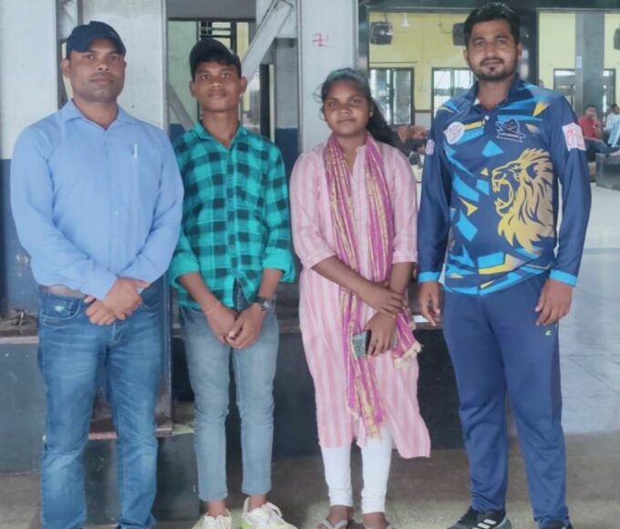 Two Kamar youths selected for state cricket. Two Kamar youth selected for state cricket - Gariaband News