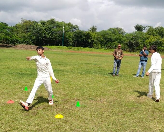 Under-15 cricket team trial match | Under-15 Cricket Team Trial Match: DCA A beat B by 6 wickets; Prince-Arpit took 3-3 wickets - Sehore News