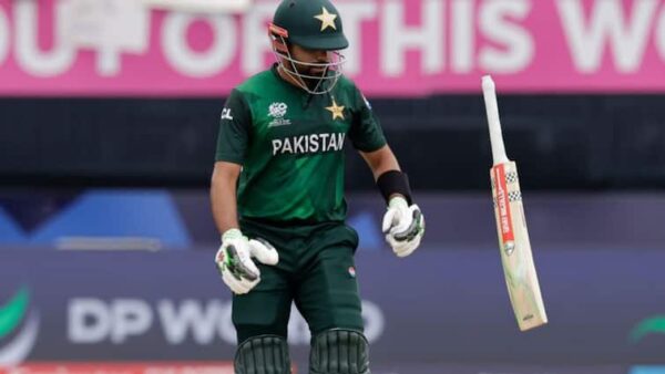 babar azam suffering from poor test form last test score came 651 days ago pak vs eng 1st test PAK vs ENG: बाबर आजम के नाम जुड़ा शर्मनाक रिकॉर्ड, 651 दिनों से ऐसा करने में रहे हैं नाकाम; कप्तानी छोड़ने से भी फायदा नहीं