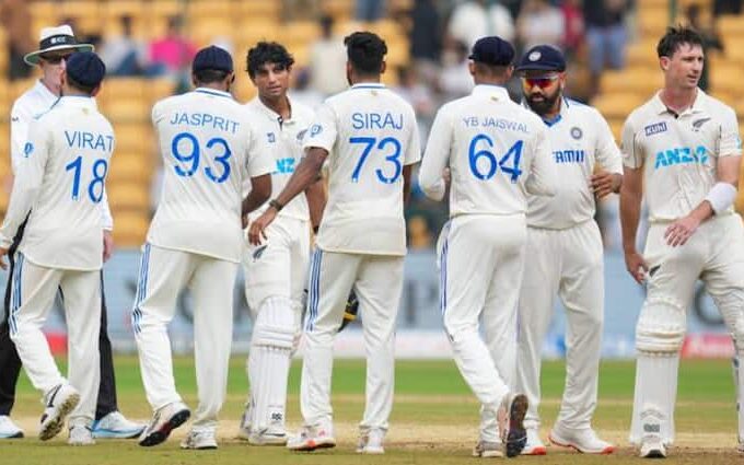 india squad for new zealand test series washington sundar added as backup opening batsman shubhman gill yashasvi jaiswal ind vs nz test IND vs NZ: अब ये गेंदबाज करेगा रोहित शर्मा के साथ ओपनिंग, छिन सकती है गिल-जायसवाल की जगह? रिपोर्ट में बड़ा खुलासा