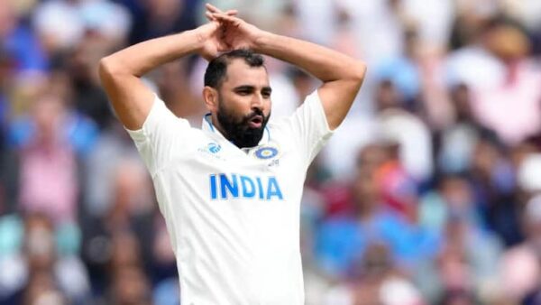 mohammed shami might return for new zealand test series october claims reports indian cricket team मोहम्मद शमी के चोटिल होने की सारी खबरें झूठी? इसी महीने होगी इंटरनेशनल क्रिकेट में वापसी!