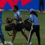 smriti mandhana says harmanpreet kaur fully fit ahead india vs sri lanka womens t20 world cup 2024 clash टीम इंडिया के लिए खुशखबरी, टी20 वर्ल्ड कप में कप्तान हरमनप्रीत की फिटनेस पर आया अहम अपडेट