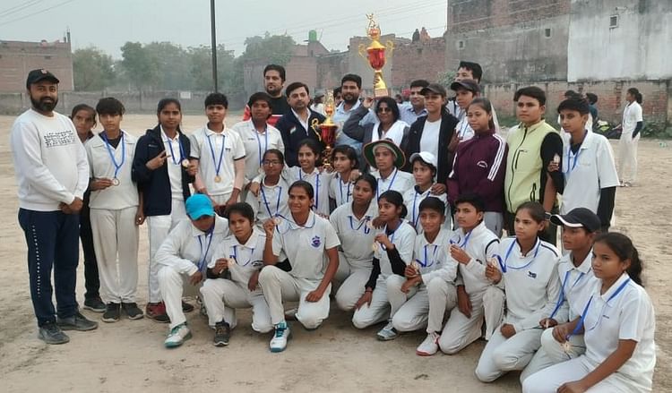 Meerut Division Captures Girls Cricket Competition - Meerut News