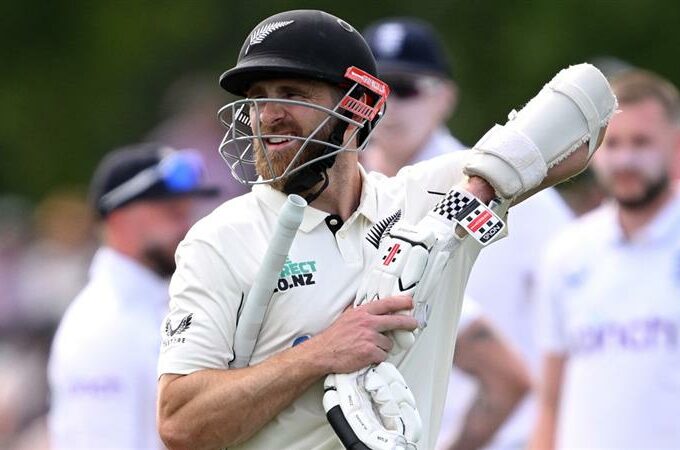 New Zealand vs England 1st Test 2024 Day 1 Scorecard: First day's play over, New Zealand's score 319 runs for 8 wickets, Kane Williamson out for 93 runs, see scorecard of the match