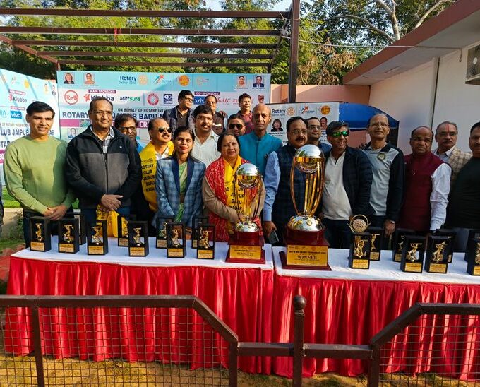 Rajasthan News, Rotary International District 3056 kicks off two-day box cricket tournament | People of all ages played Box Cricket Tournament: Rotary International District 3056 organized a two-day tennis cricket tournament - Jaipur News