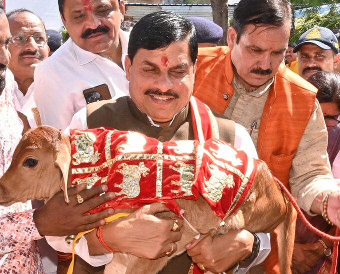 CM Mohan Yadav- A world class cricket stadium will be built in Ujjain. CM said - It is a matter of shame to hear about eating eggs on Sundays and Mondays: Drink milk daily and digest it; Announcement to build cricket stadium in Ujjain - Ujjain News