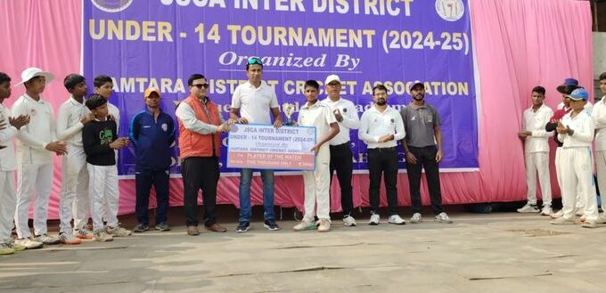 Deoghar defeated Godda by 9 wickets in the cricket tournament. Deoghar defeated Godda by 9 wickets in cricket tournament - Jamtara News