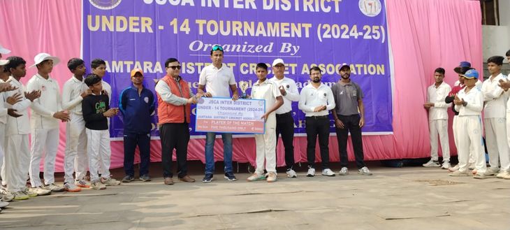 Deoghar defeated Godda by 9 wickets in the cricket tournament. Deoghar defeated Godda by 9 wickets in cricket tournament - Jamtara News