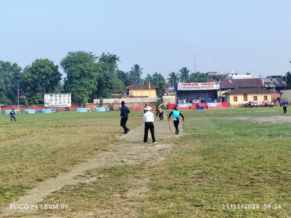 Drona Cricket Club Banmankhi became the winner, won the title by defeating Polytechnic Cricket Club by seven runs. Drona Cricket Club Banmankhi became the winner, won the title by defeating Polytechnic Cricket Club by seven runs - Purnia News