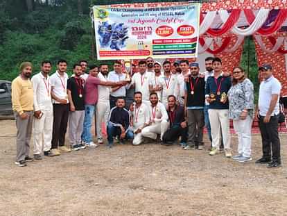 electricity division nahan win cricket trophy