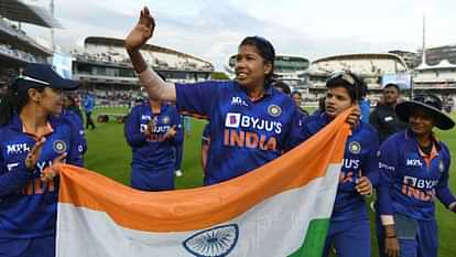 Former bowler Jhulan Goswami will get a big honor, a stand will be built of her name in Eden Gardens