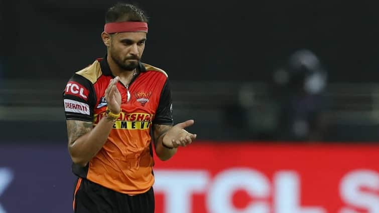 Indian bowler Siddarth Kaul announced retirement from cricket before IPL 2025 SRH Siddarth Kaul Retirement: टीम इंडिया के घातक गेंदबाज ने लिया संन्यास, सनराइजर्स हैदराबाद का भी रह चुका है हिस्सा