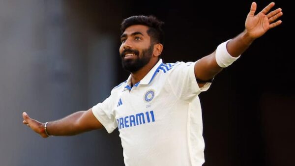 Jasprit Bumrah Earns Career Best ICC Rating to become No.1 Test bowler after heroics in Perth ICC Rankings: दुनिया के बेस्ट गेंदबाज जसप्रीत बुमराह, इन दिग्गजों को पीछे छोड़ बनें वर्ल्ड नंबर-1