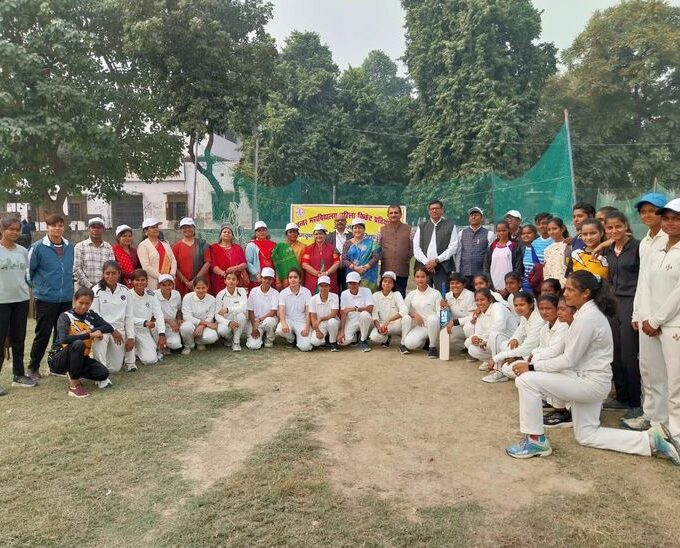 RBBM College captured the Inter College Women's Cricket Competition. RBBM College captured the Inter College Women's Cricket Competition - Muzaffarpur News