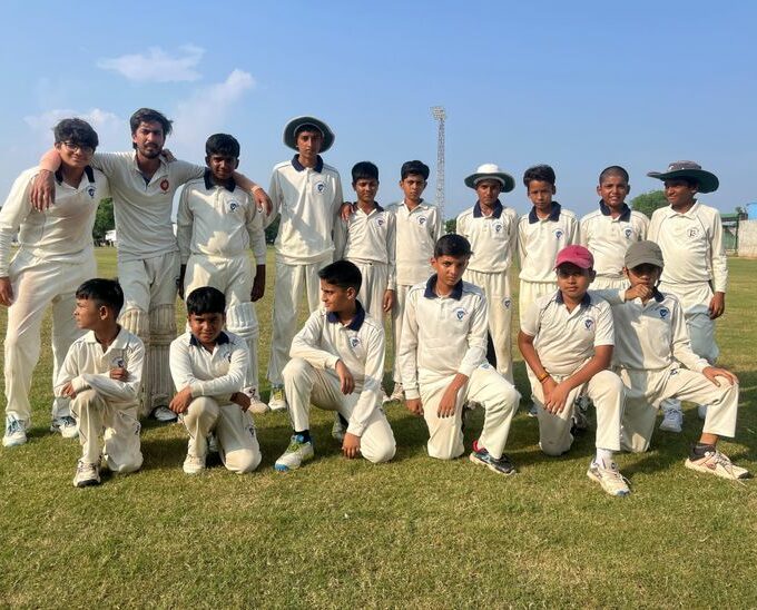 Rajasthan News, Rising Cricket Cup Yash Brigade defeated Disha Club | Rising Cricket Cup Yash Brigade defeated Disha Club: Saksham became player of the match by taking 6 wickets; Raghav Yadav took 3 wickets - Jaipur News