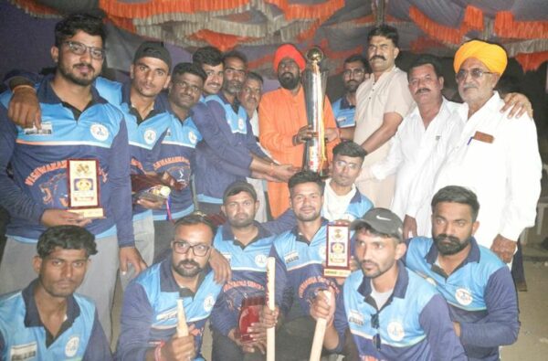 Vishwakarma Premier League Cricket Competition and Dan Singh Bhomiya Volleyball Competition concluded. Vishwakarma Premier League cricket competition and Dansingh Bhomiya volleyball competition concluded - Jaisalmer News