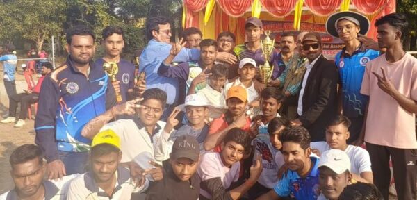 Bhojpur champion in state level T-10 tennis cricket championship. Bhojpur champion in state level T-10 tennis cricket championship - Arrah News